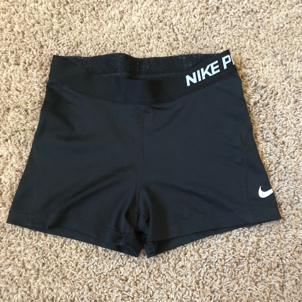 Black Nike Pro Shorts Size Medium, Like New!